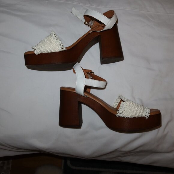 Cordani Wedges White [Size 9] - Picture 3 of 10